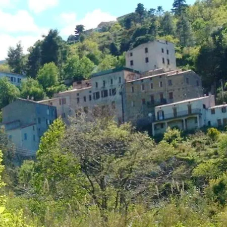 Vakantiehuis With One Bedroom In Villediparaso With Furnished Terrace 18 Km From The Beach *